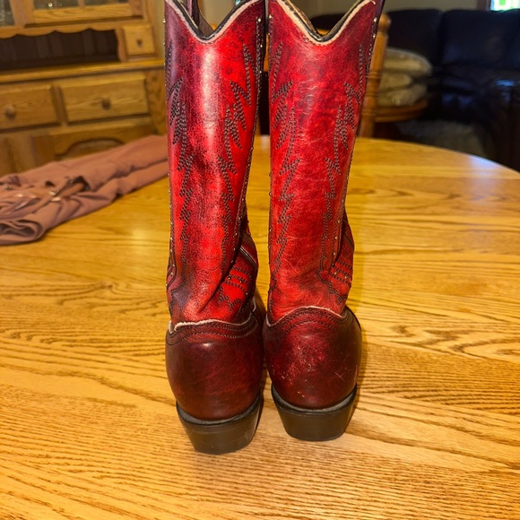 Circle G Cowboy Boots - Picture 5 of 9